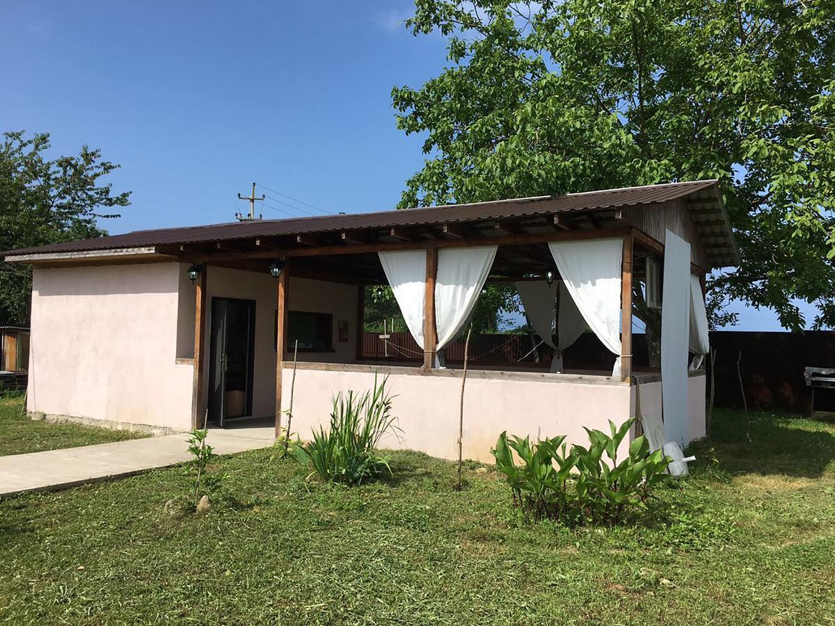 Solnechny Bereg Guest House Gudauta Dış mekan fotoğraf